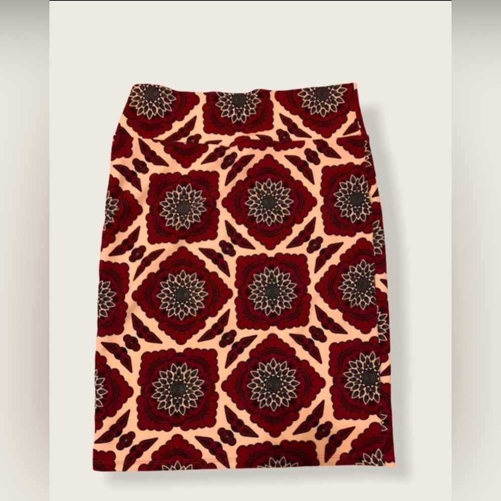 Lularoe Cassie red, black, tan abstract floral print patterned pencil skirt